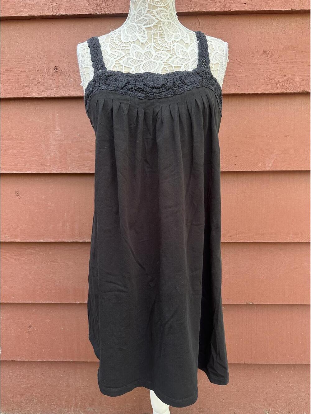 Jones New York Sport Black Crochet Trim Sleeveless Dress Casual Minimalist